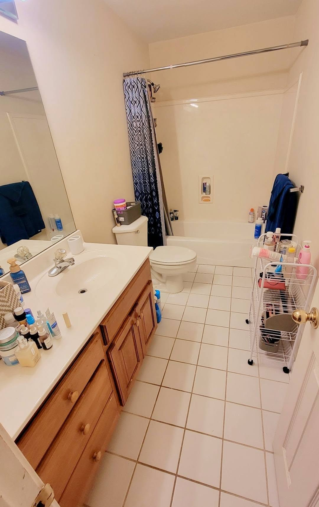 Clean bathroom