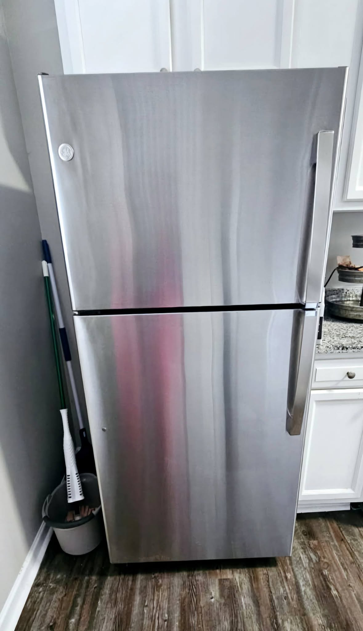 Clean refrigerator