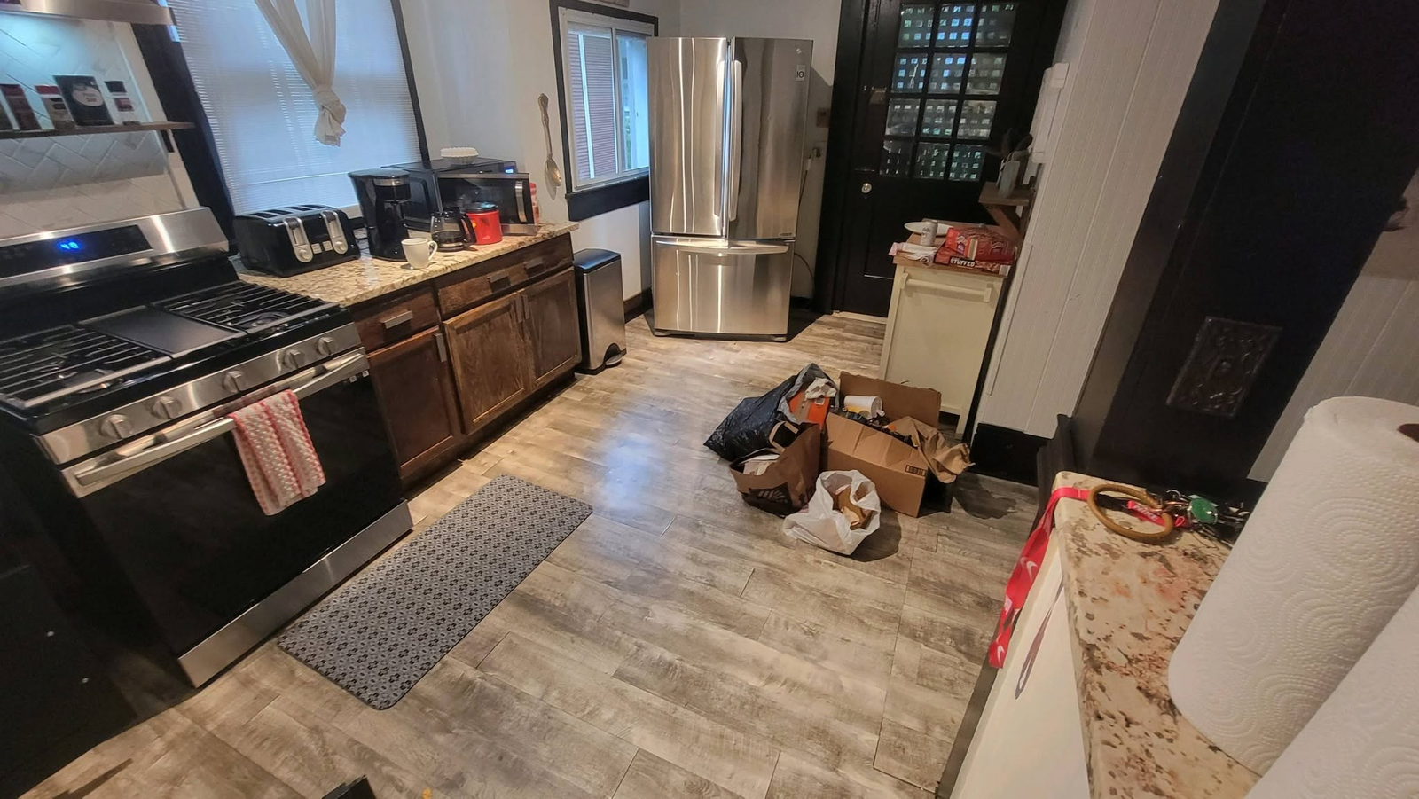 Clean kitchen